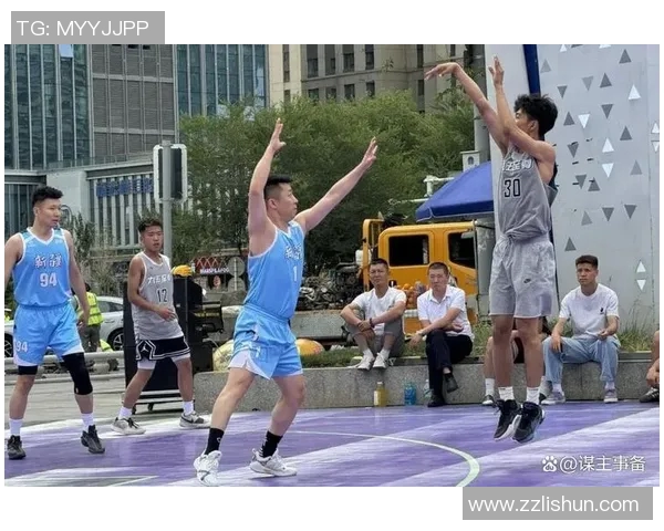 篮球明星与健身明星的完美结合如何塑造健康生活新风尚